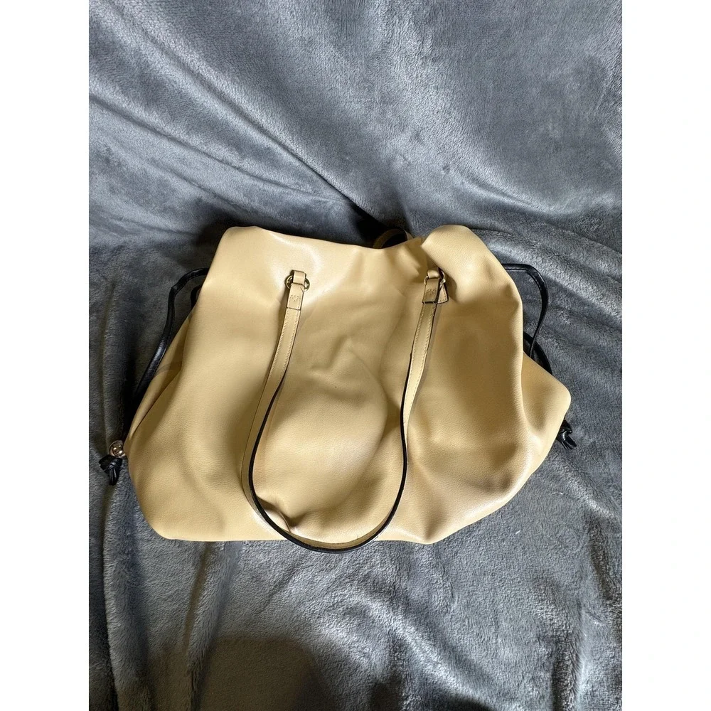 Victoria's Secret Tote Bag‎ Womens Large Beige Faux Leather Drawstring 11203224